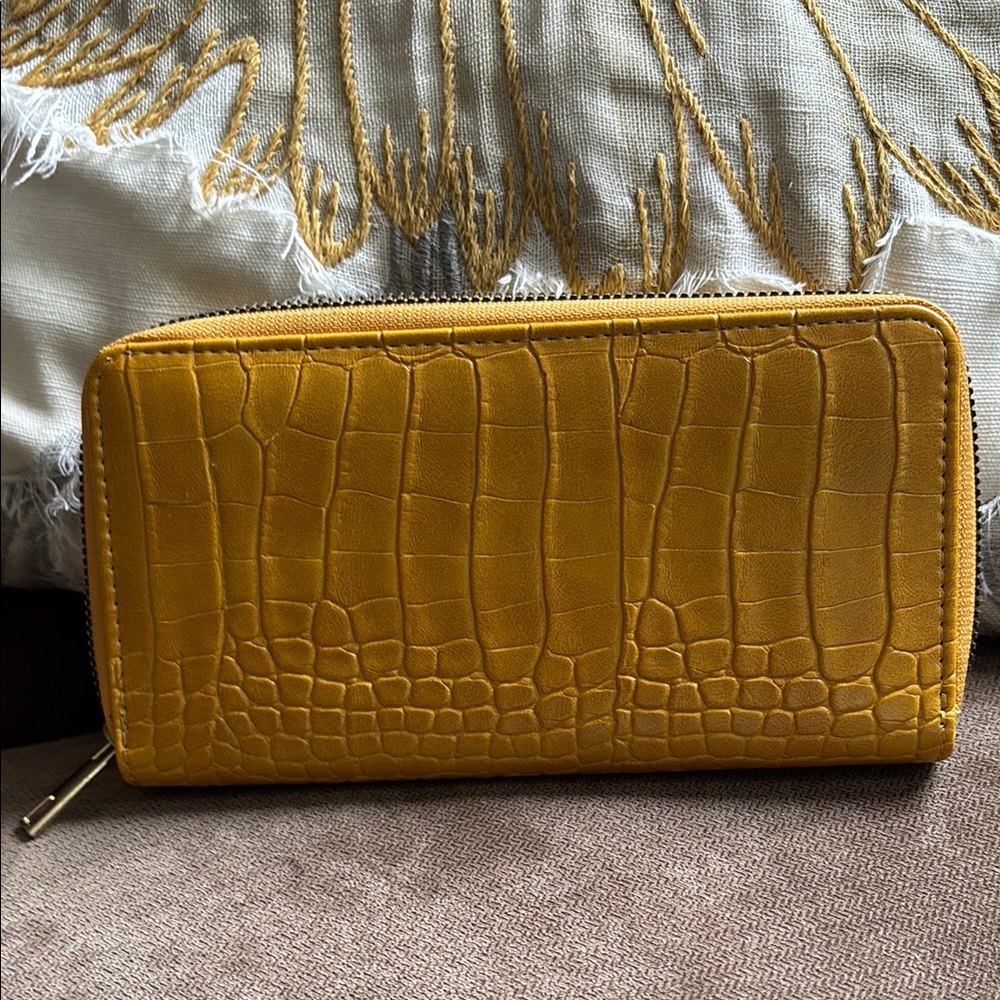 Yellow/Gold Croc-Embossed Zip Wallet NWOT